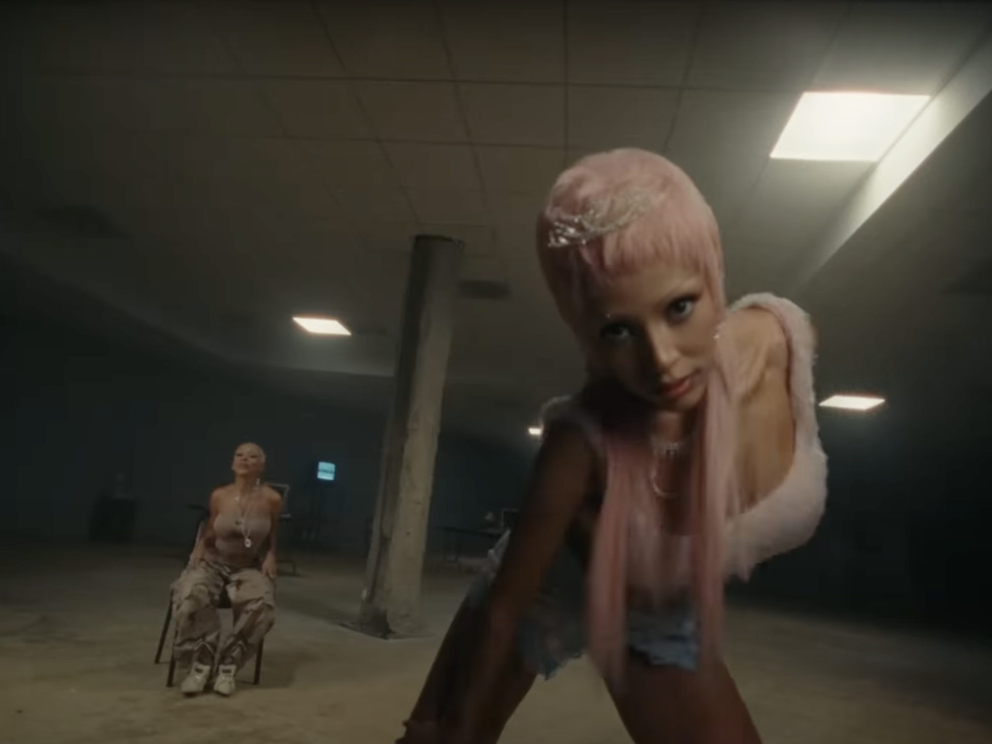 Doja cat in the Agora Hilils music video.